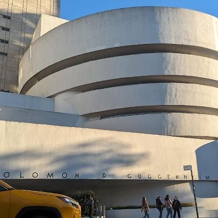 Central Park East And Museums New York Exterior photo